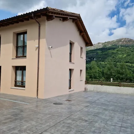 아파트 De - La Milera